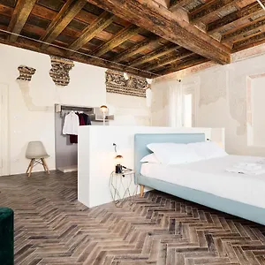 Residenza Giulio Mantua